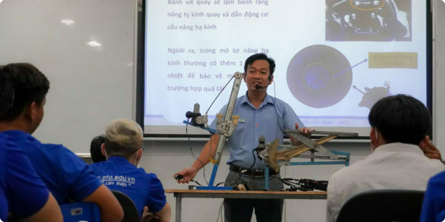 Sửa Chữa Oto Toàn Diện (7)